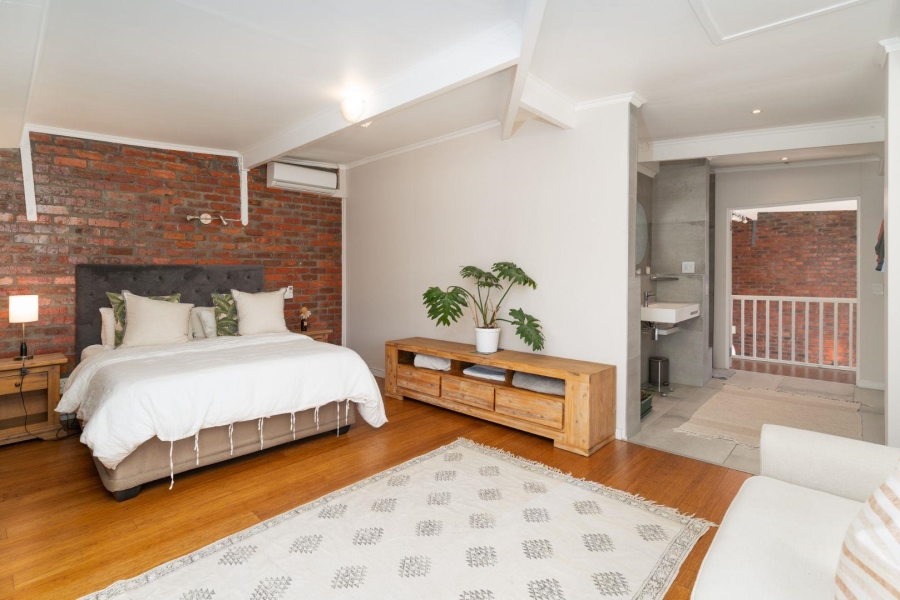 2 Bedroom Property for Sale in Cape Town City Centre Western Cape